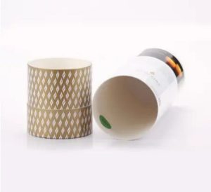 Производитель OEM переработал индивидуальные коробки для свечей из картона для свечей, упаковывая цилиндрические трубки с печатью